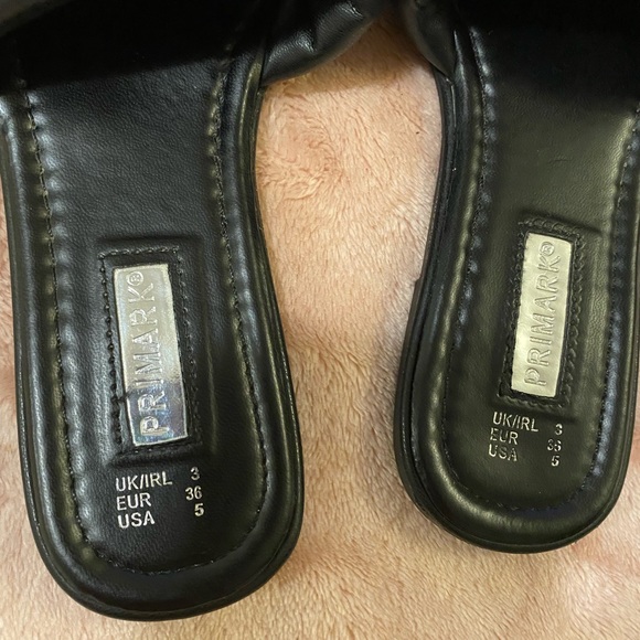 Primark puffy square toe slippers - Picture 3 of 3